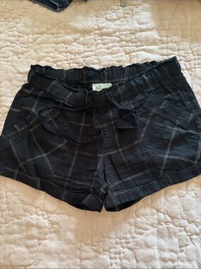 Jolt Black Plaid High-Waist Tie Shorts